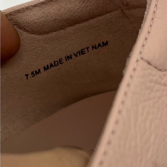 EVERLANE The Italian Leather Day Glove in Pale Pink Flats Slip On Size 7.5 NEW - Picture 9 of 10